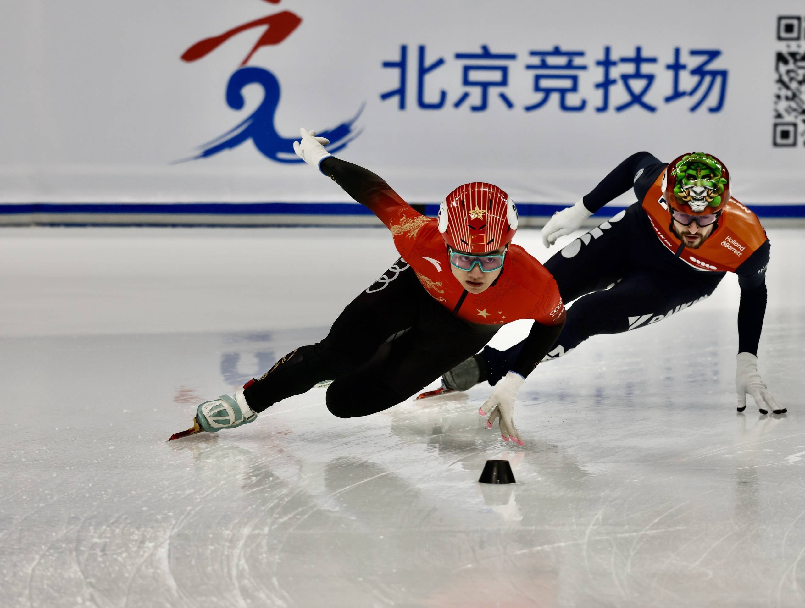 -包含清晨欧超杯传出新动向，阿斯顿维拉迎来里程碑，管理层表态：信心回归，训练强度明显提升的词条