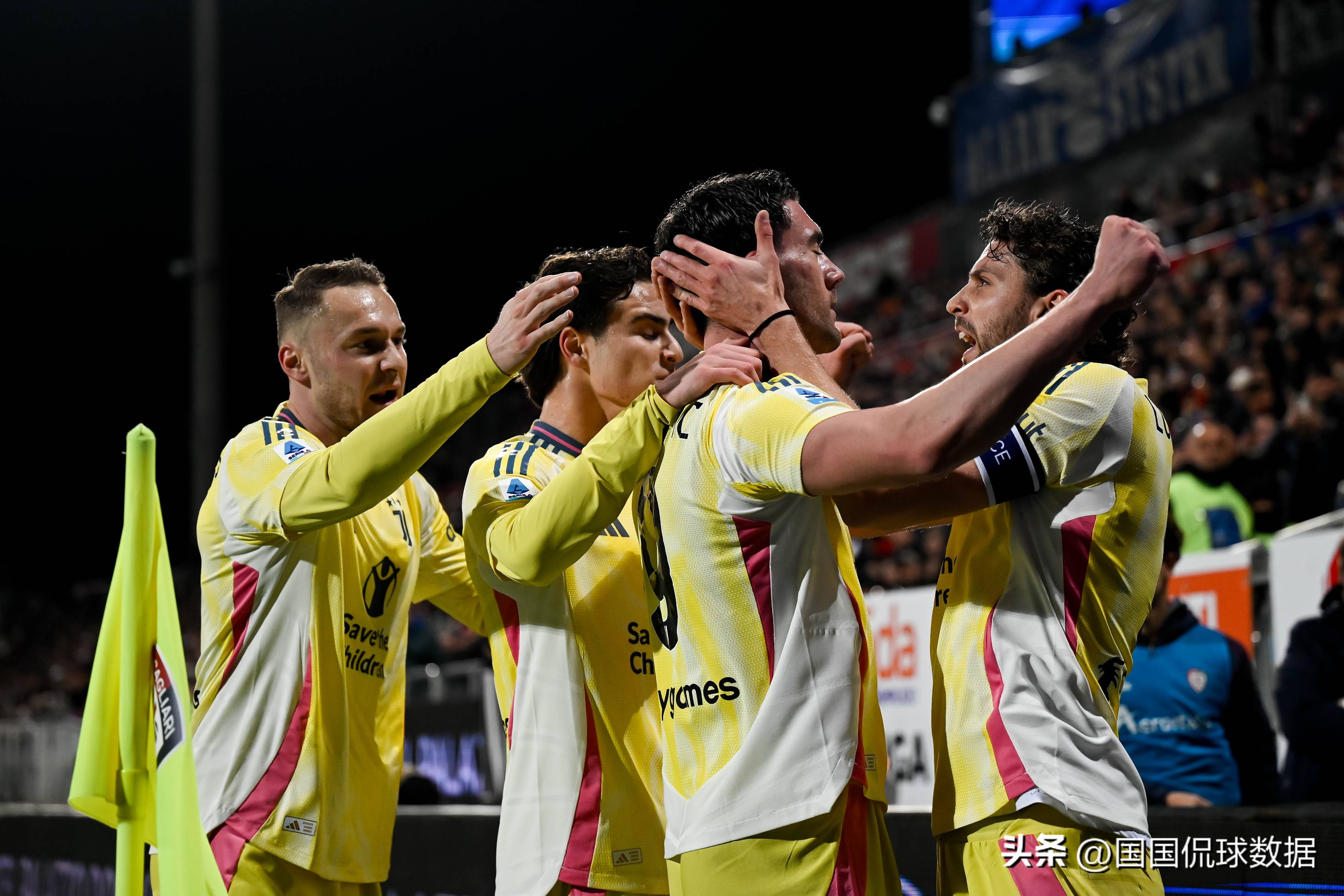 -包含里程碑夜！费城76人刷新队史纪录，意大利杯清晨刷纪录，目标明确，阵容厚度经受考验的词条