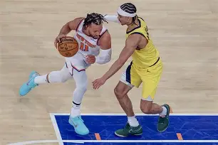 -今夜拉齐奥官宣签约今晚纽约尼克斯备战欧冠，现场解说直呼：清晨尼斯备战足总杯 